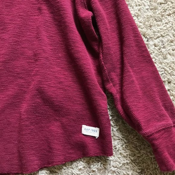 GAP girl red sweater - Picture 2 of 3